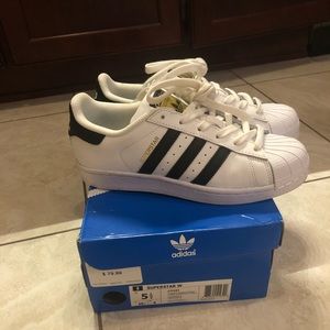 Adidas women superstar sneakers